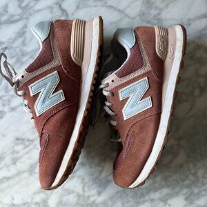 New Balance WL574 Sneakers – Rose & Gray – Classic Vintage Style - Size 7.5